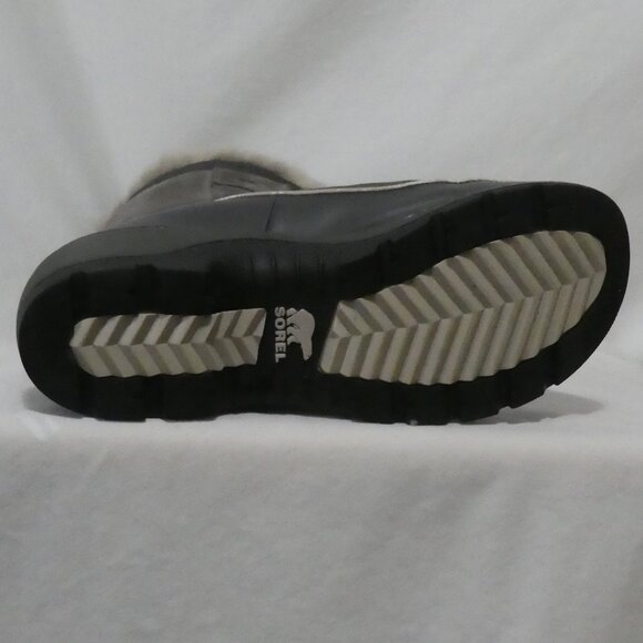 SOREL | size 10 | Grey Winter Boots with Faux Fur Trim - Picture 11 of 12